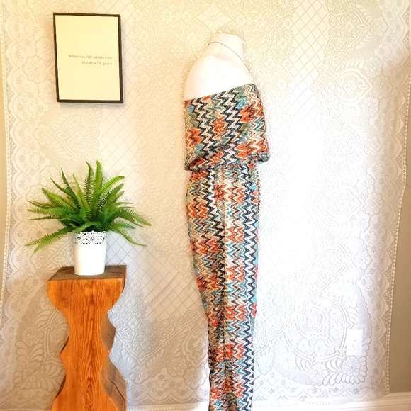 QED London Strapless Print Jumpsuit - Picture 2 of 7